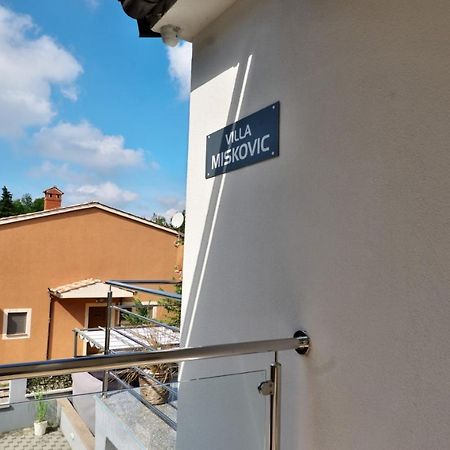Villa Miskovic Banjole Bagian luar foto